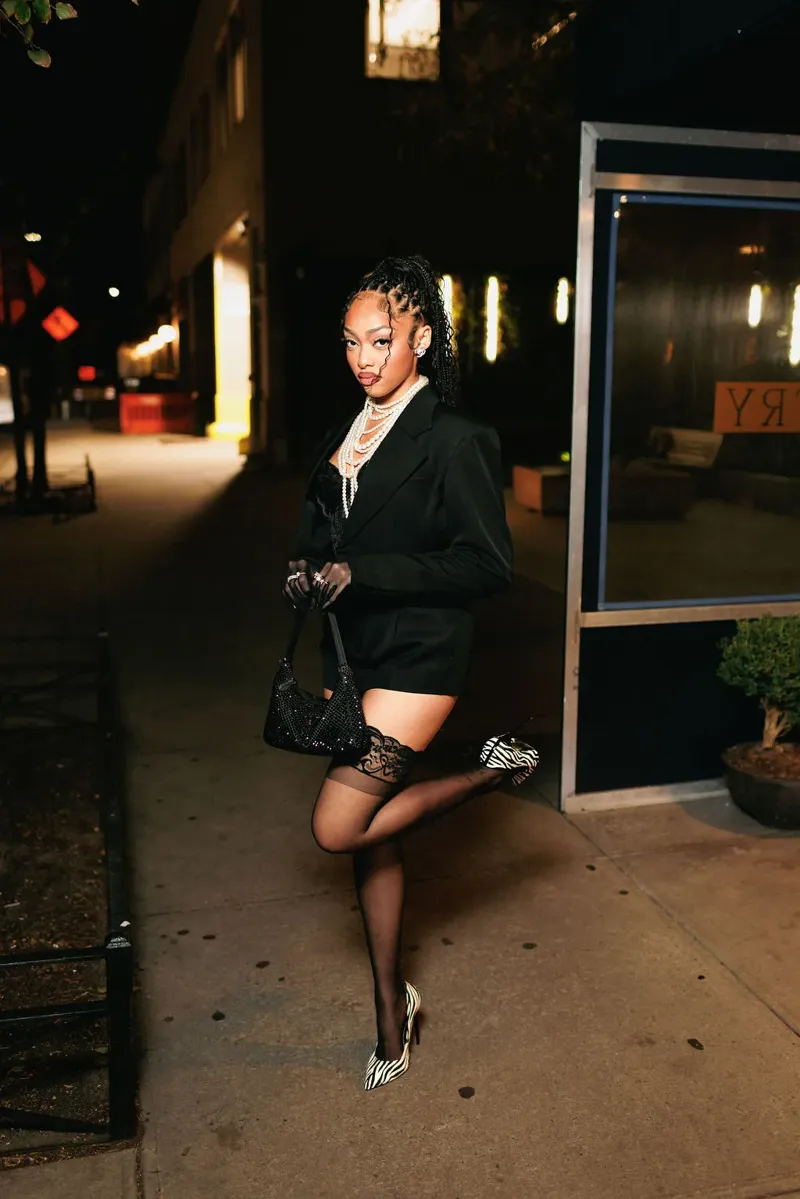 Jodie Woods, Night Out