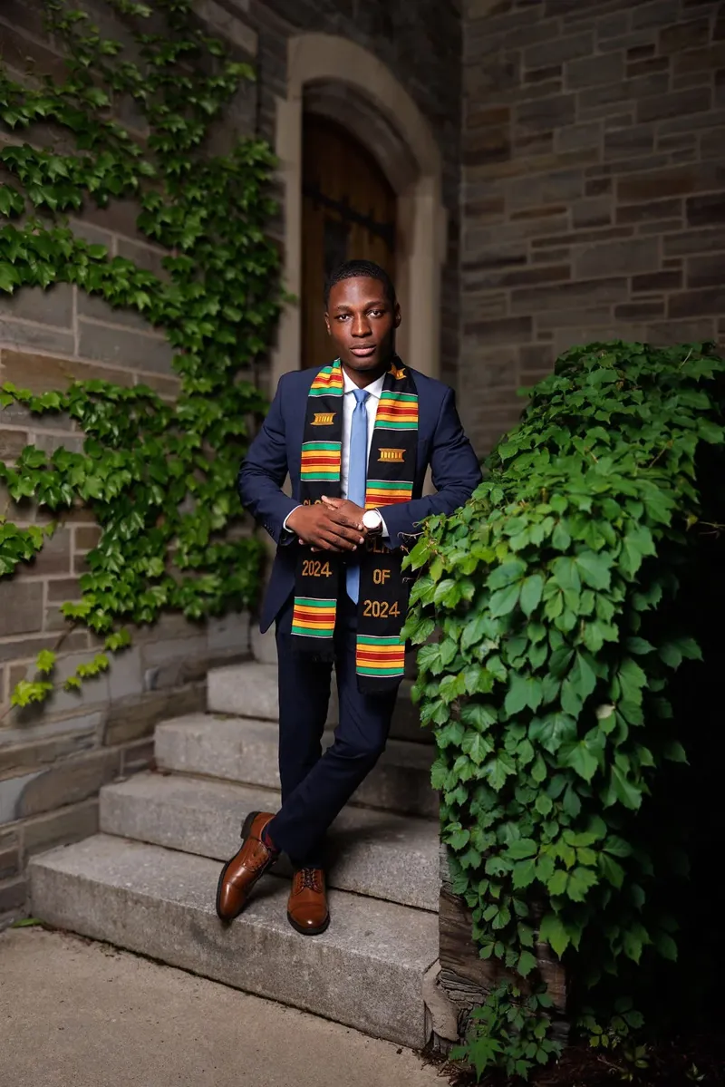 Adeolu, Grad Session