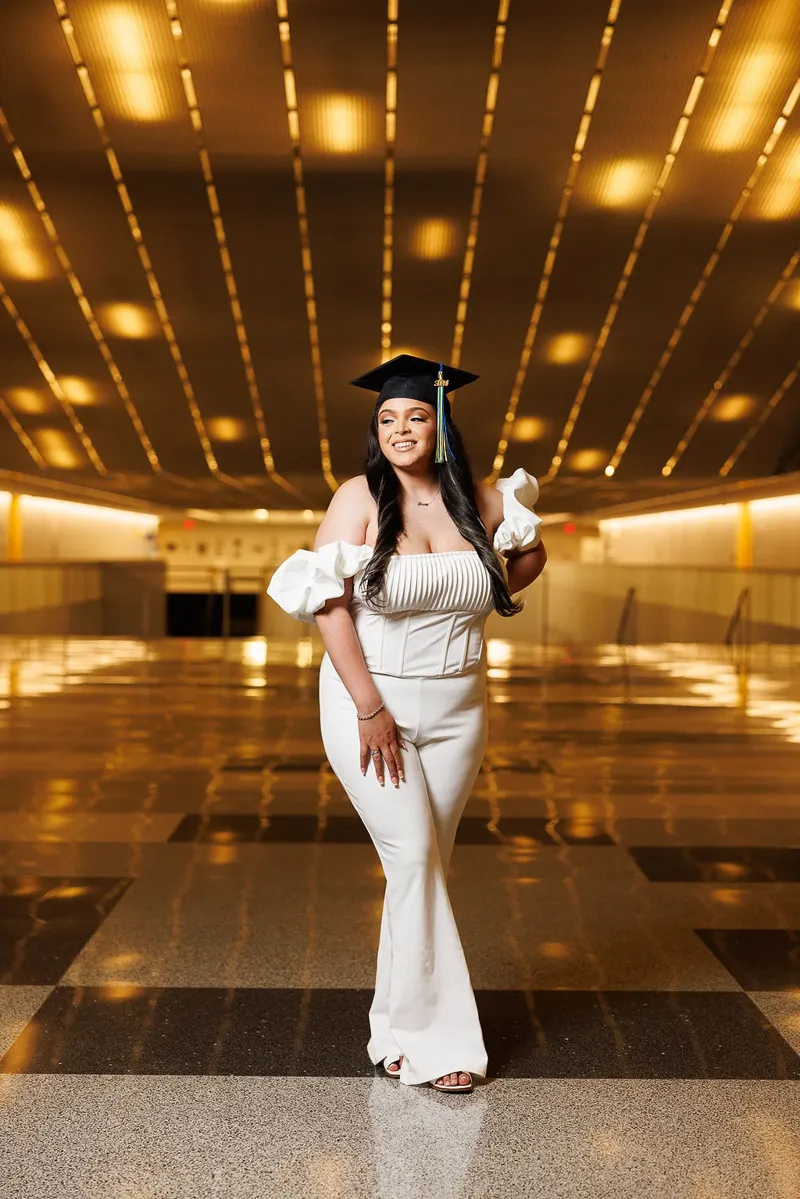 Jada, Grad Session